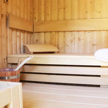 Boutique In With Sauna Manhagen
